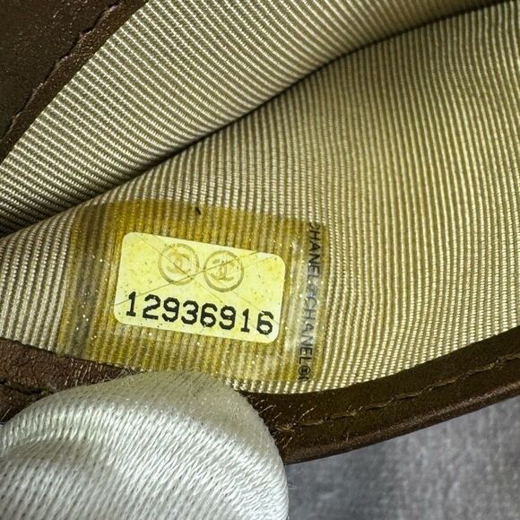 CHANEL Metallic Aged Calfskin Quilted Reissue Yen Wallet Bronze - Picture 14 of 14